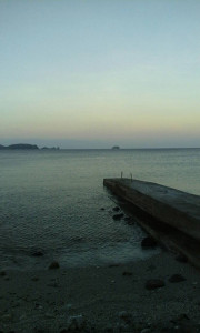 アニラオの早朝の海